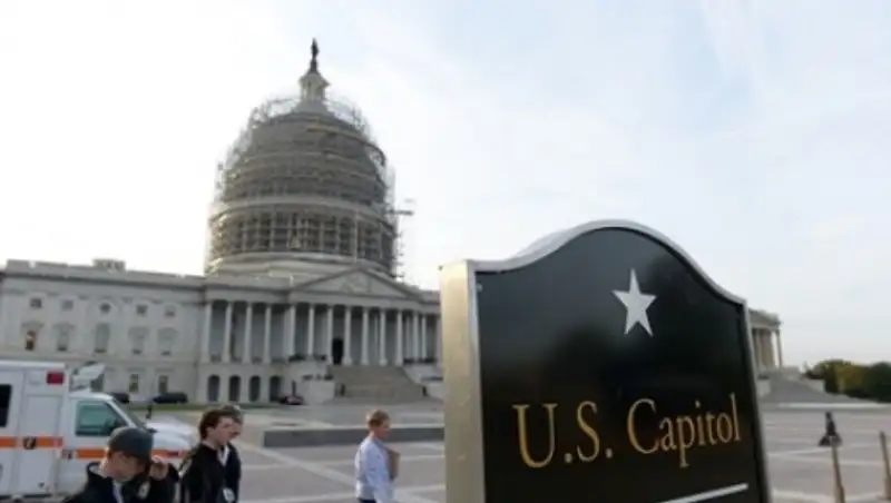 Сенат США одобрил выделение Украине военной помощи