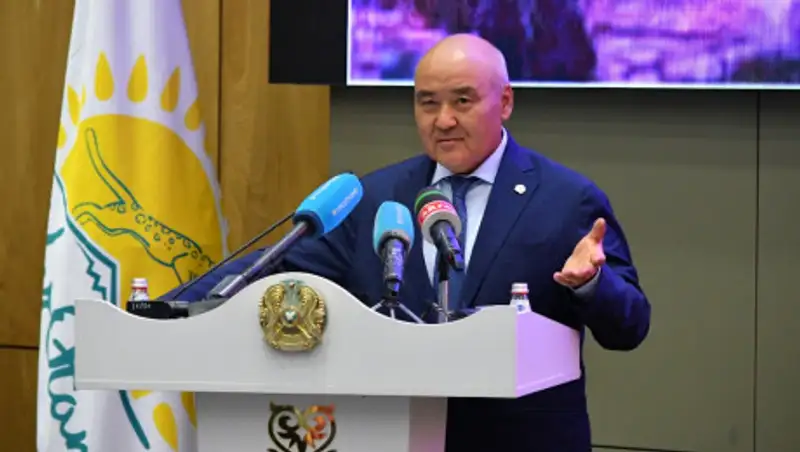 Туркестанская молодежь награждена благодарственными письмами Елбасы