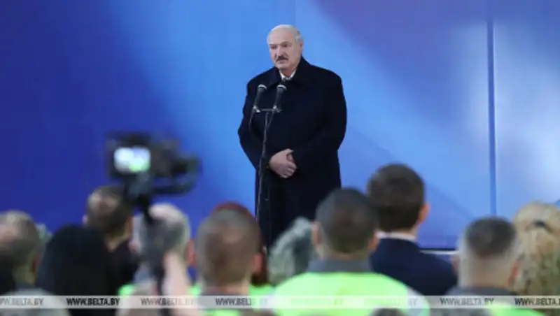 Лукашенко отказался стоять на коленях ради российской нефти