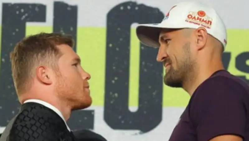 "Канело" и Ковалев провели первую дуэль взглядов перед боем