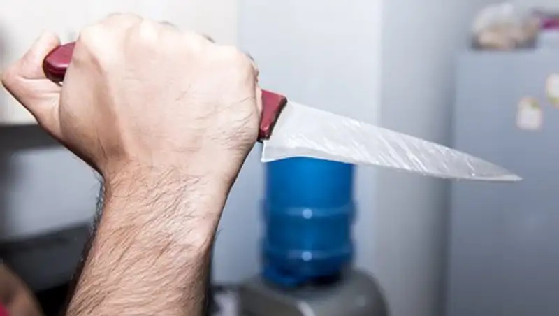 Жителю Актау нанесли 50 ножевых ранений в привокзальном кафе