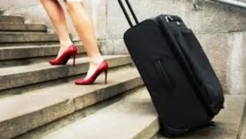 Ограничения для туроператоров РК грозят новыми курортными скандалами