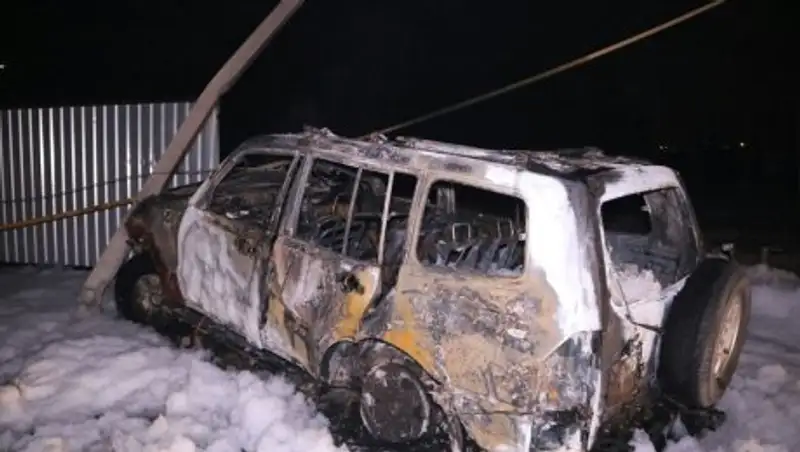 Водитель Mitsubishi Pajero оставил поселок Казцик без света и газа