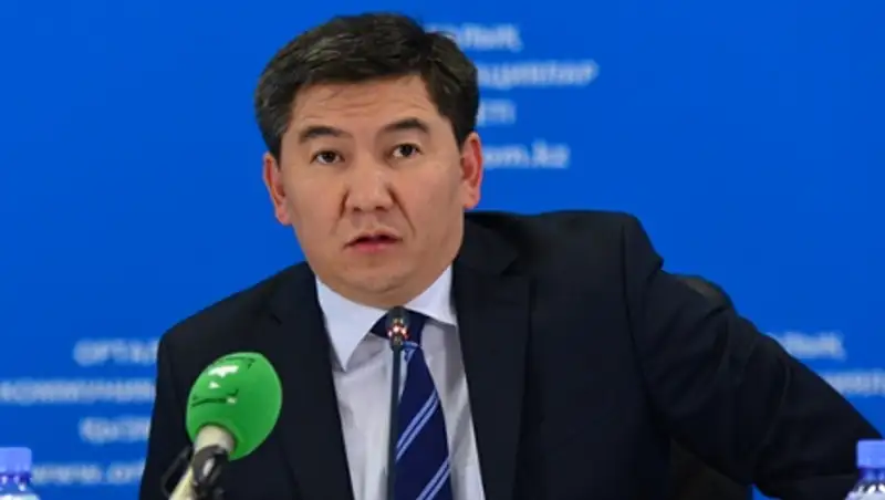 До начала учебного года все казахстанские школы будут обеспечены учебниками - глава МОН РК