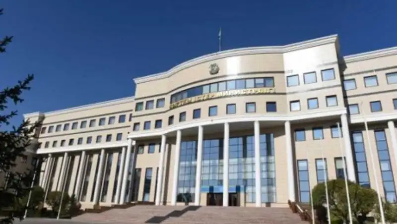 Подробности запрета на выезд маленькой казахстанки из Турции рассказали в МИД РК