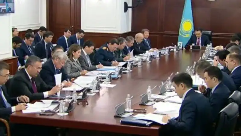 Заседание правительства прошло на казахском языке