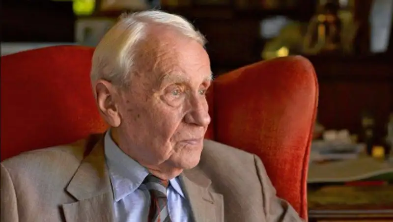 Умер сын Джона Толкина