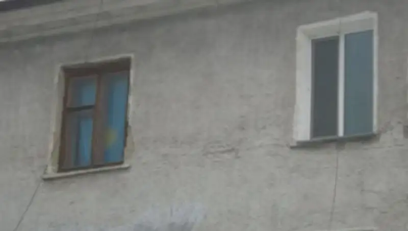 В акимате Астаны прокомментировали использование госфлага в качестве шторы