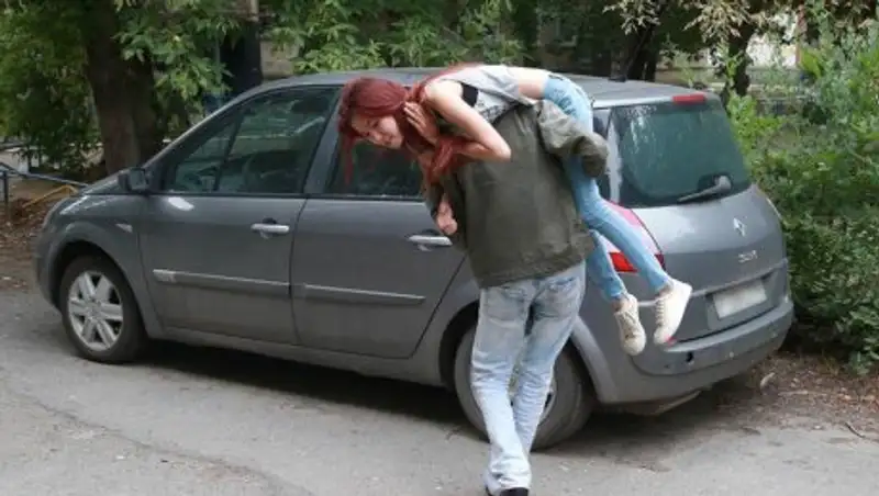 В Актобе осудили "жениха", пытавшегося украсть случайную прохожую