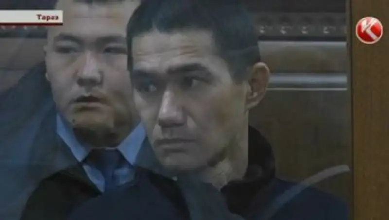 Педофила и убийцу из Тараза осудили на 22 года строгого режима