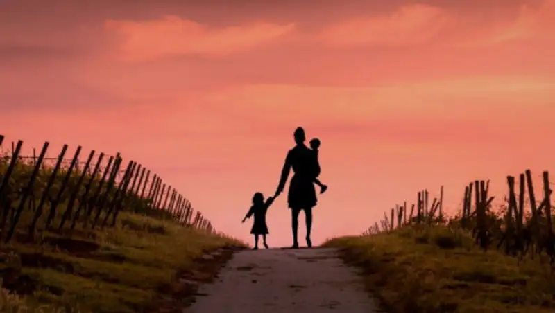 Штрафы за фиктивные разводы: Сапарбаев рассказал о мерах борьбы с махинациями по АСП