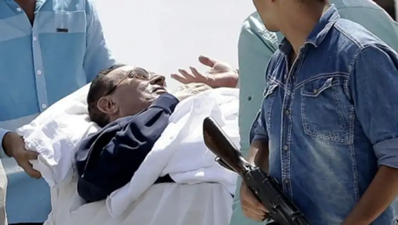 Суд повторно вынесет приговор по делу Хосни Мубарака