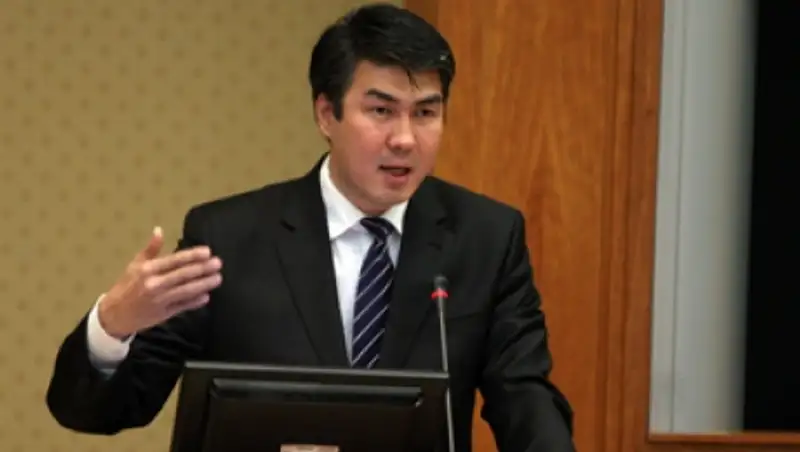 Доля легкой промышленности во всей промышленности Казахстана составляет всего 0,34%