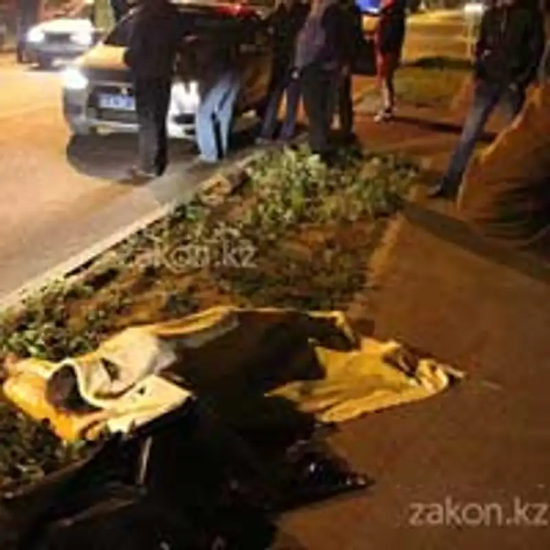 Водителем, сбившим насмерть подростка в Алматы, оказался сотрудник полиции, фото - Новости Zakon.kz от 16.05.2013 18:33