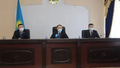 Instagram/arkhimed_mukhambetov, фото - Новости Zakon.kz от 04.05.2021 21:34