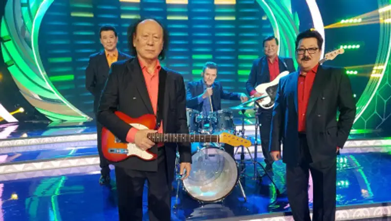 Солиcт "Дос Мукасан" вновь предстанет перед судом. Теперь по уголовному делу