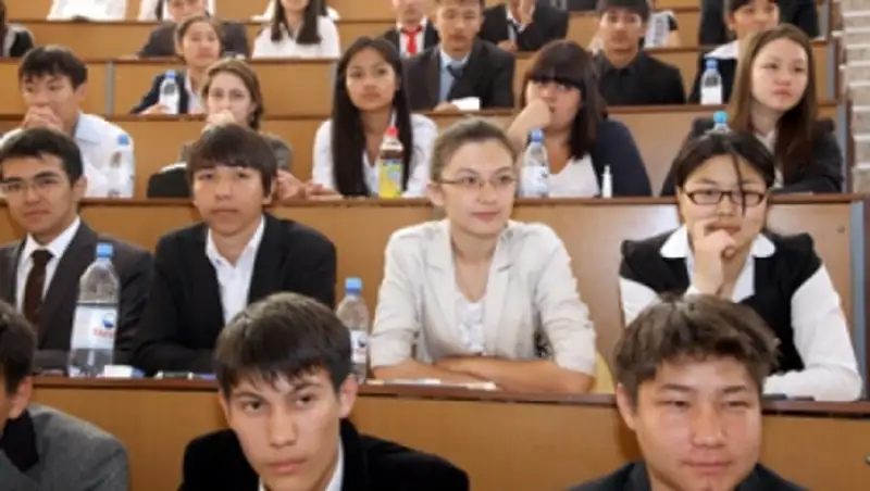 МОН РК вводит День профориентации для выпускников школ