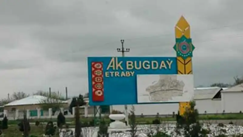 Туркменские солдаты погибли от отравленной колбасы для собак, фото - Новости Zakon.kz от 13.11.2013 21:36