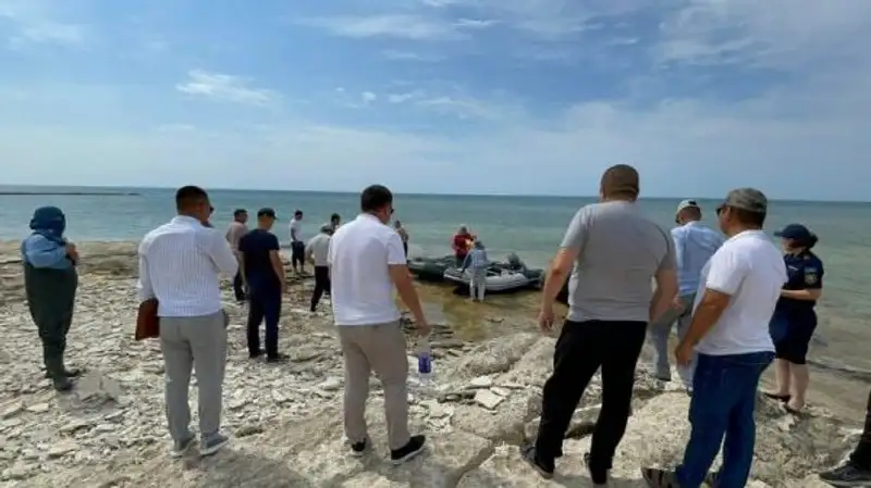 В Мангистауской области вторые сутки ищут пропавшего рыбака