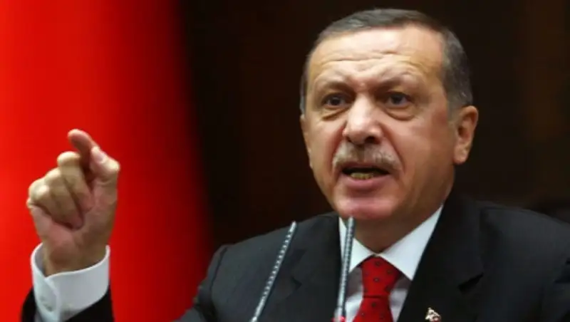 Эрдоган: уйду в отставку, если в моем дворце найдут золотой унитаз