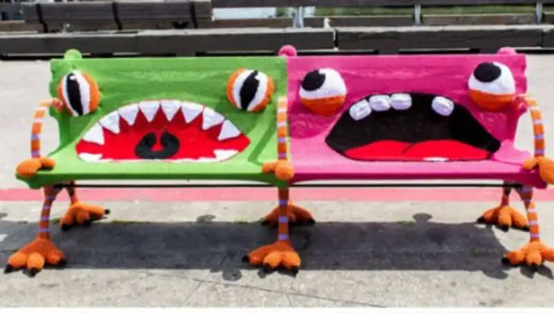 25 удивительных арт-скамеек, украшающих разные города мира