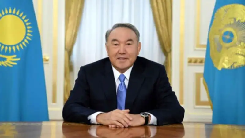Опубликованы архивные кадры с Назарбаевым