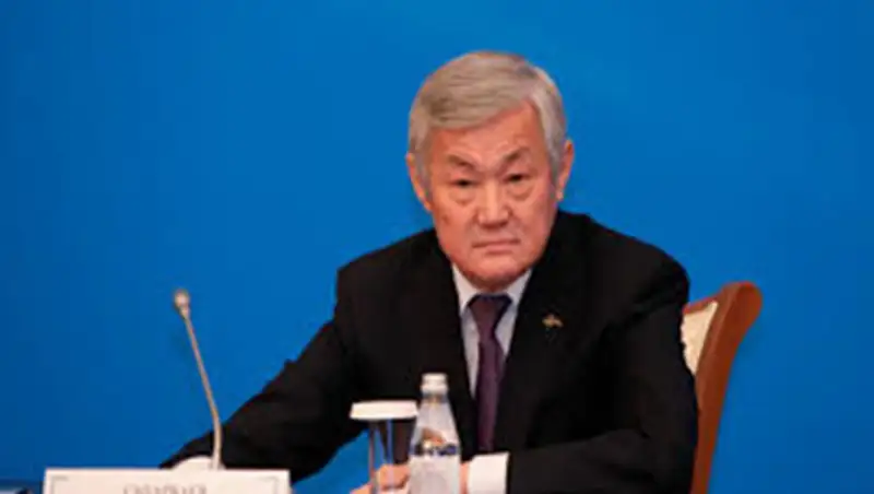 Б. Сапарбаев: Задача акиматов - не допустить необоснованного роста цен, фото - Новости Zakon.kz от 26.08.2015 17:41