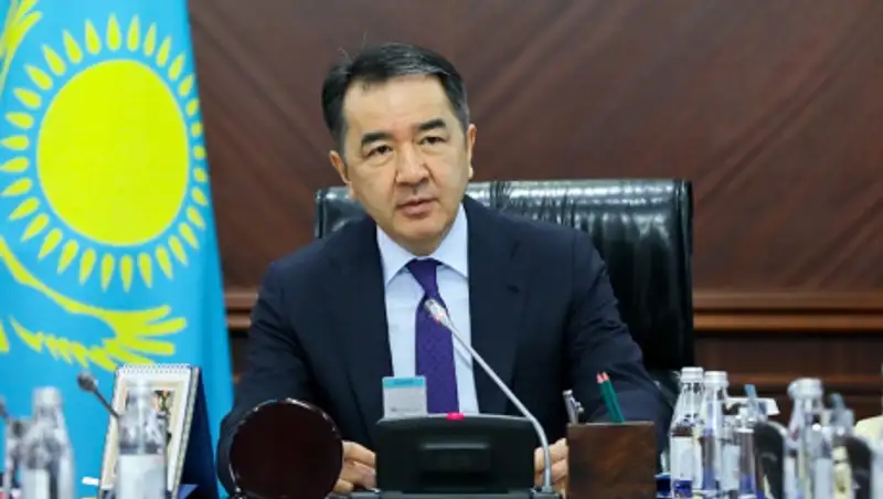 Сагинтаев: Молодежь должна стать ключевым фактором конкурентоспособности нашей страны