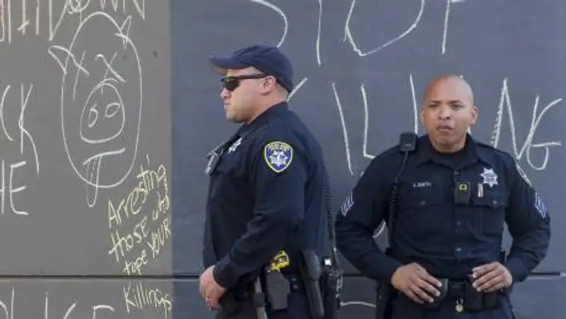 В США полицейский застрелил подростка