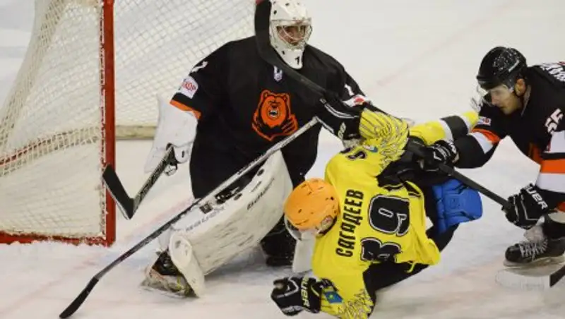 "Сарыарка" в сухую обыграла пермский "Молот-Прикамье" со счетом 0:4