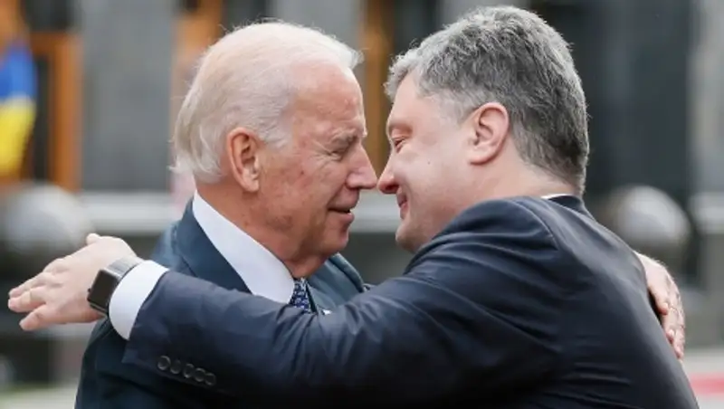 Байден и Порошенко скоординировали действия по выборам на Донбассе
