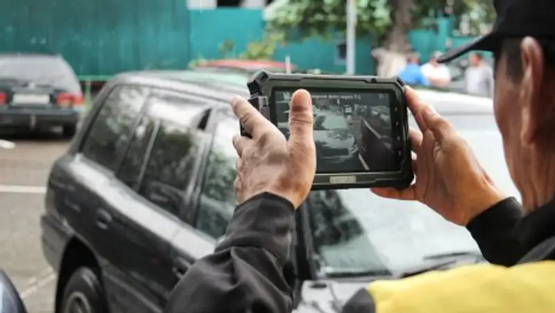 Суд вынес решение по штрафам на платных парковках, но юристы с ним не согласны