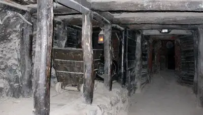 Власти временно приостановили работу восьми шахт АрселорМиттал Темиртау