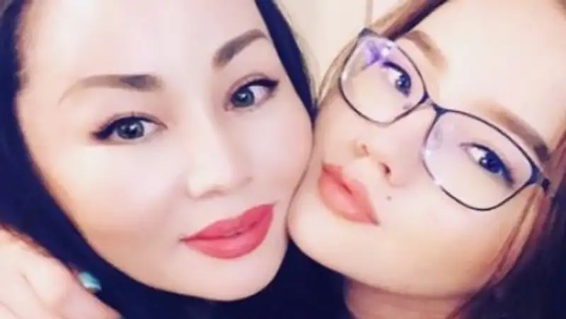 Дочь опубликовала фотографию беременной Баян Алагузовой