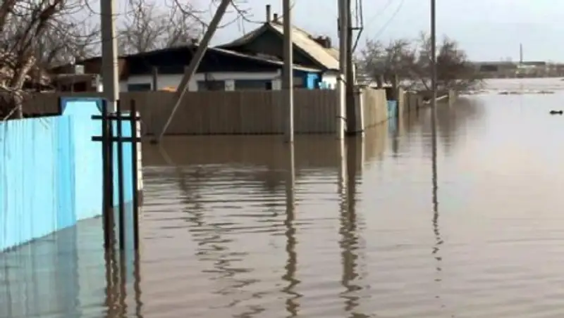 Премьер РК поручил окончательно решить проблему подтоплений Атбасара