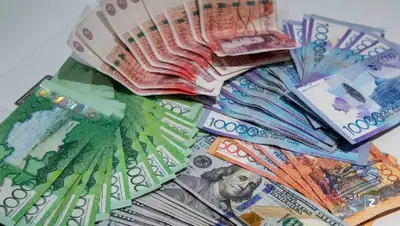 курс доллара превысил 441 тенге, фото - Новости Zakon.kz от 22.02.2022 16:09