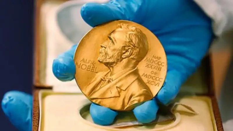 Нобелевские лауреаты назвали главные угрозы человечеству