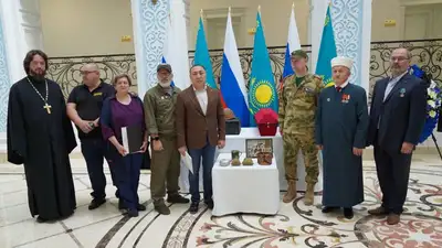 передача останков, фото - Новости Zakon.kz от 15.08.2023 21:05