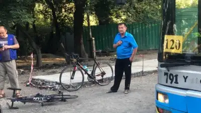 Facebook, фото - Новости Zakon.kz от 22.08.2018 13:57