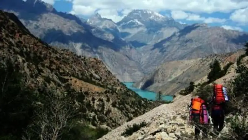 Токаев подписал закон, предусматривающий туристский сбор с иностранцев