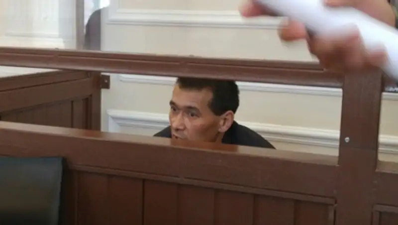 Прокурор просит 18 лет для Садуова, который поджег бывшую жену в Астане