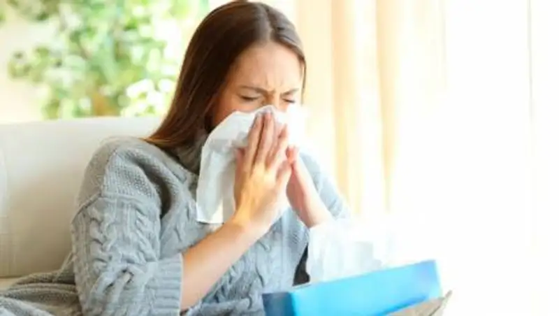 Врач рассказала, как избавиться от насморка без лекарств