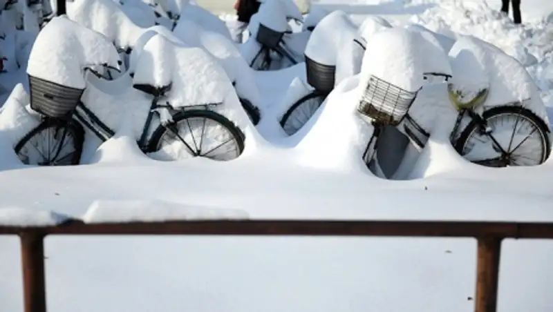 На юго-западе Китая 120 тысяч человек остались без электричества из-за снежной бури