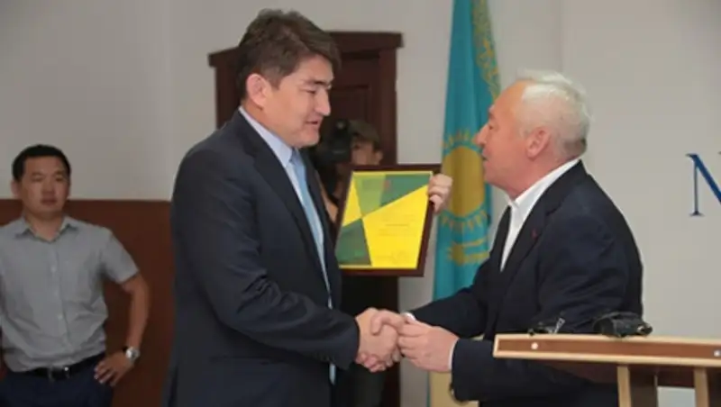 Что объединяет Эдварда Сноудена, телеоператора Шухрата Акчурина и Председателя ЖССБК Айбатыра Жумагулова