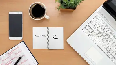 Флеболог предупредил работающих на удаленке о высоком риске тромбоза, фото - Новости Zakon.kz от 30.01.2023 01:49