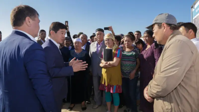 Байбек: Депутаты партии должны знать проблемы каждого района