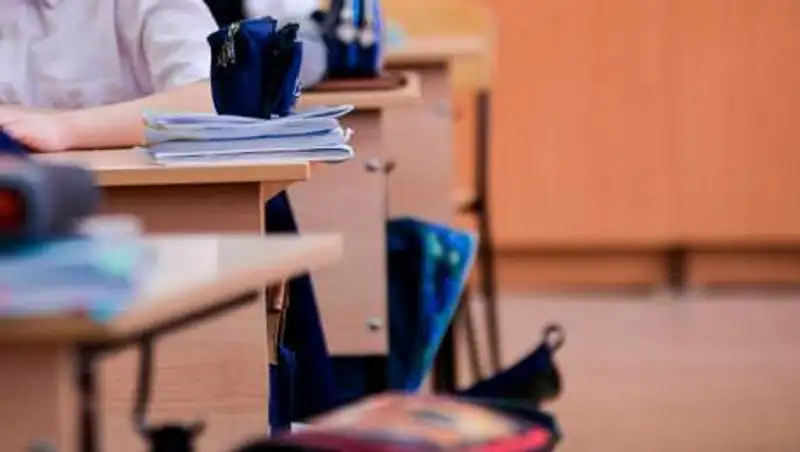 Столичные школьники продолжат учиться дистанционно