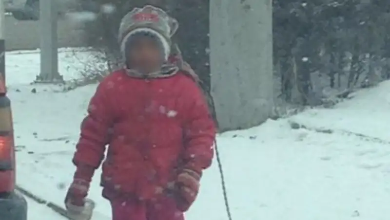 В Карагандинской области сбежавшие от мамы дети попали в полицию за попрошайничество