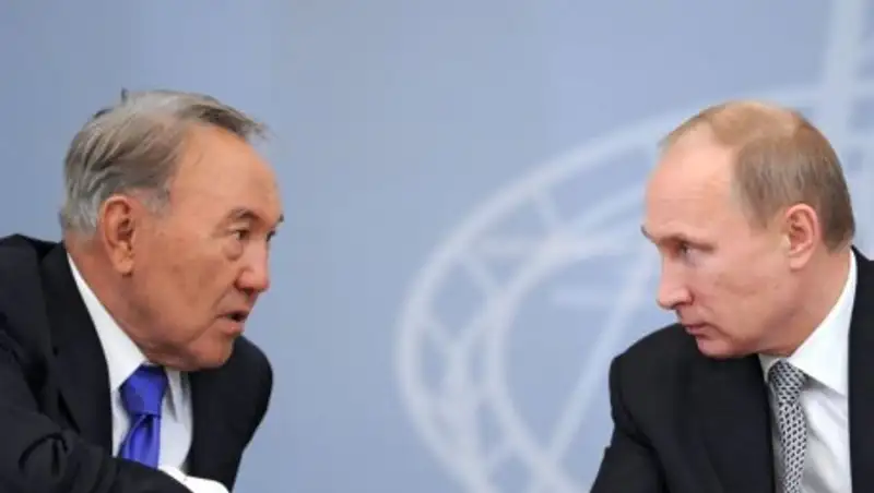 Путин поблагодарил Назарбаева за договоренности Астанинского процесса