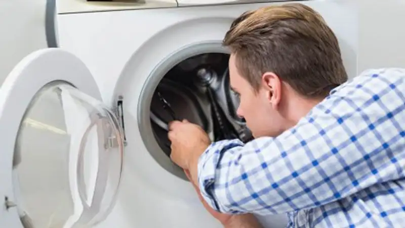 За ремонтные услуги казахстанцы отдали почти 18 миллиардов тенге за полгода